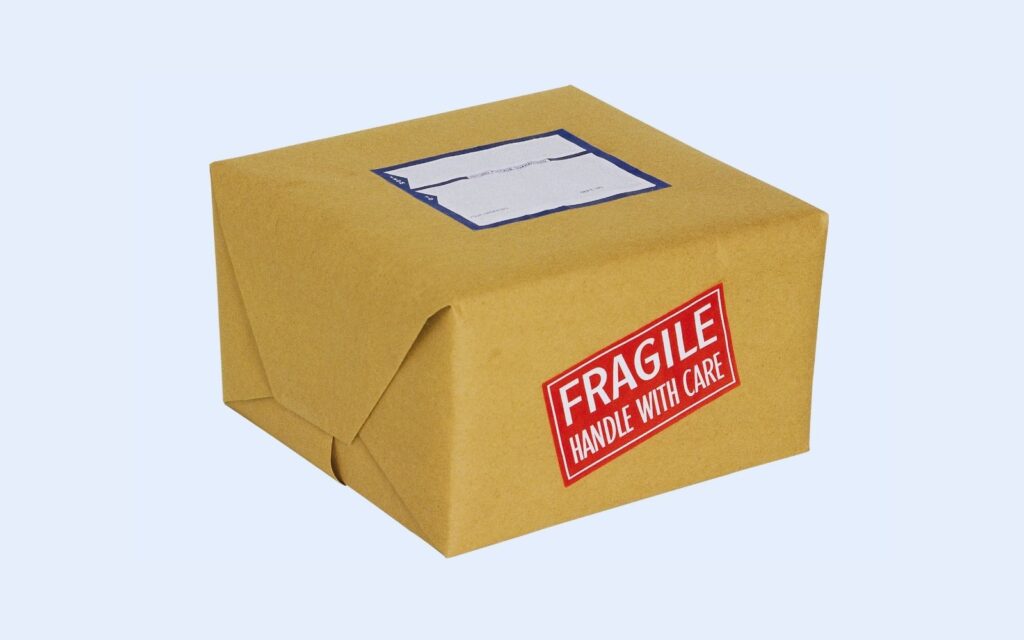 bezpieczna paczka zapakowanie